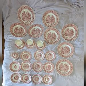 Vintage Royal China Pink Memory Lane Pattern Dish Set